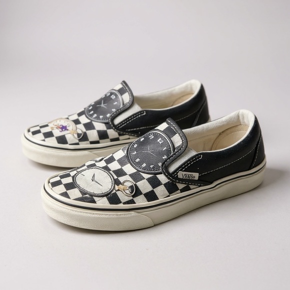 Vans Classic Slip-On G-Dragon Clock Checkerboard Shoes Mens 7 Womens 8.5 721356